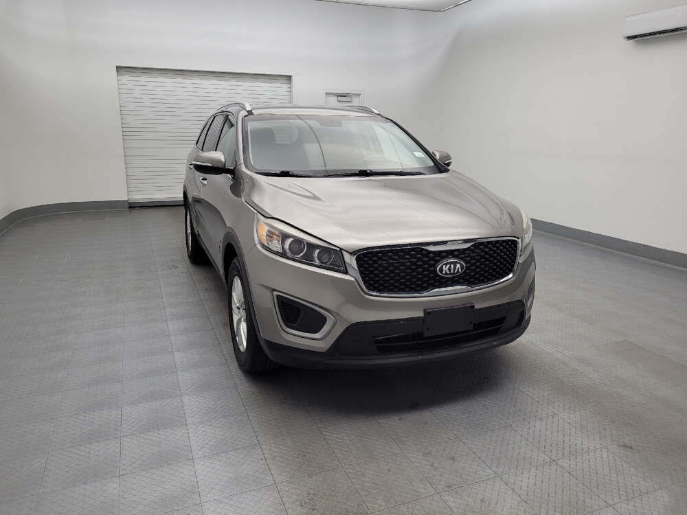 2016 Kia Sorento in Louisville, KY 40258 - 2465861 13