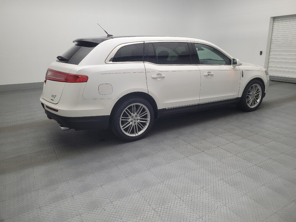 2013 Lincoln MKT in Hialeah, FL 33014 - 2466085 10