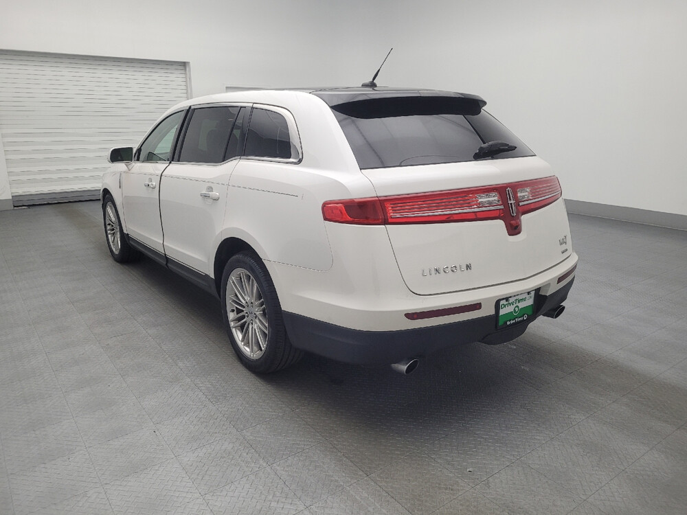 2013 Lincoln MKT in Hialeah, FL 33014 - 2466085 5