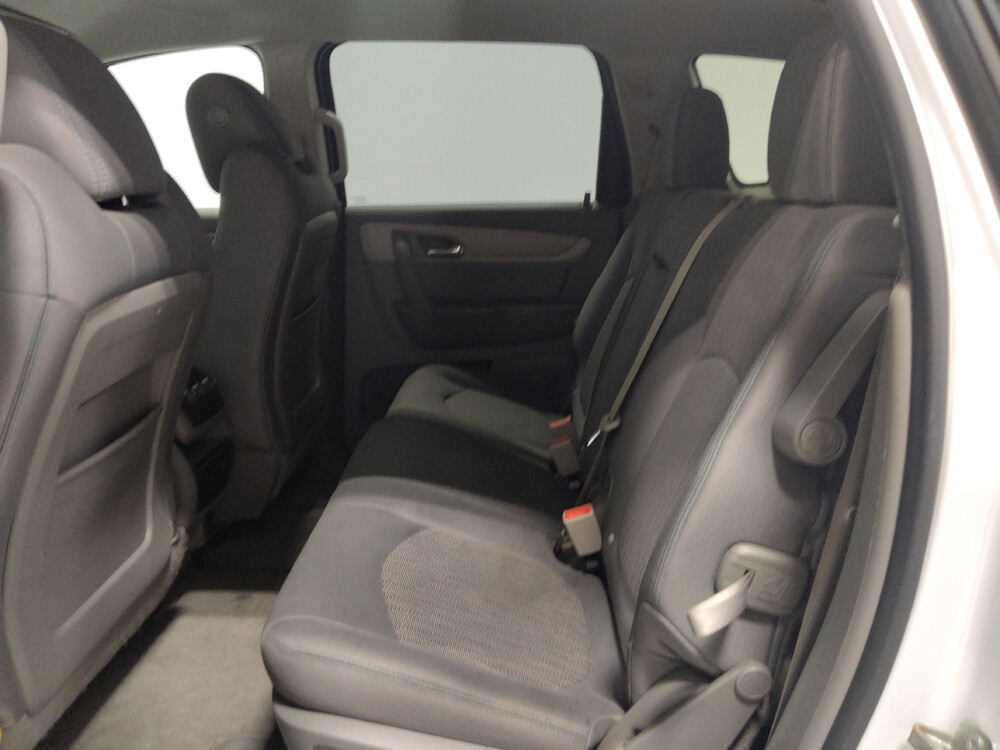 2017 Chevrolet Traverse in Columbus, OH 43231 - 2466145 18