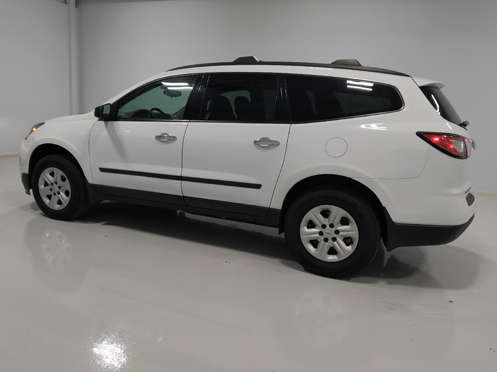 2017 Chevrolet Traverse in Columbus, OH 43231 - 2466145 3