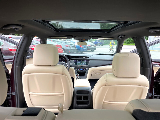 2017 Cadillac XT5 in Baltimore, MD 21225 - 2466442 21