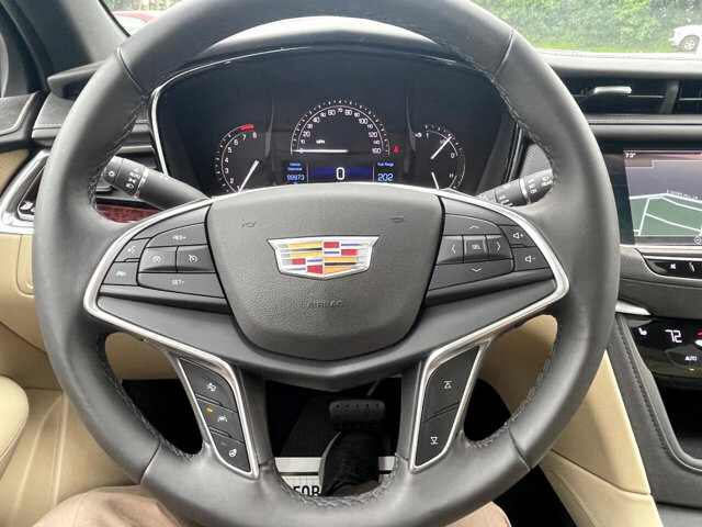 2017 Cadillac XT5 in Baltimore, MD 21225 - 2466442 47