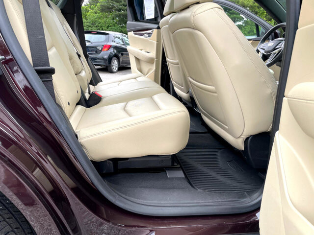 2017 Cadillac XT5 in Baltimore, MD 21225 - 2466442 29