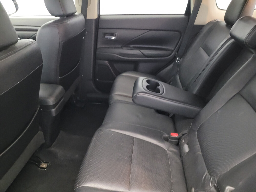 2017 Mitsubishi Outlander in Laurel, MD 20724 - 2466575 18