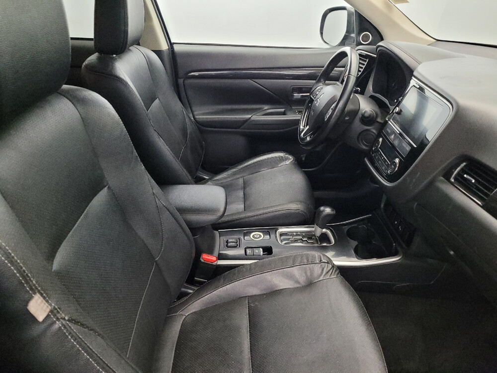 2017 Mitsubishi Outlander in Laurel, MD 20724 - 2466575 21