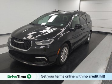 2022 Chrysler Pacifica in St. Louis, MO 63136