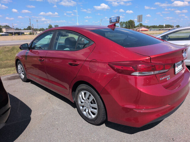 2017 Hyundai Elantra in North Little Rock, AR 72117-1620 - 2466849 3