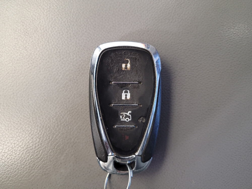 2020 Chevrolet Malibu in Fairfield, OH 45014 - 2466868 32