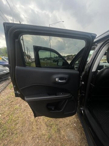 2018 Jeep Compass in Longwood, FL 32750 - 2467102 9