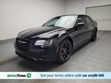 2019 Chrysler 300 in Bakersfield, CA 93309
