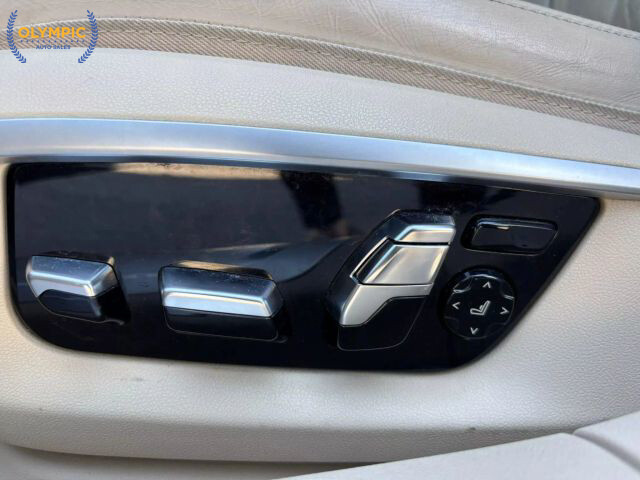 2016 BMW 740i in Decatur, GA 30032 - 2467336 38