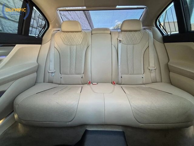 2016 BMW 740i in Decatur, GA 30032 - 2467336 51