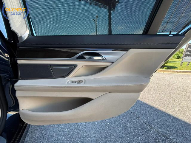 2016 BMW 740i in Decatur, GA 30032 - 2467336 46