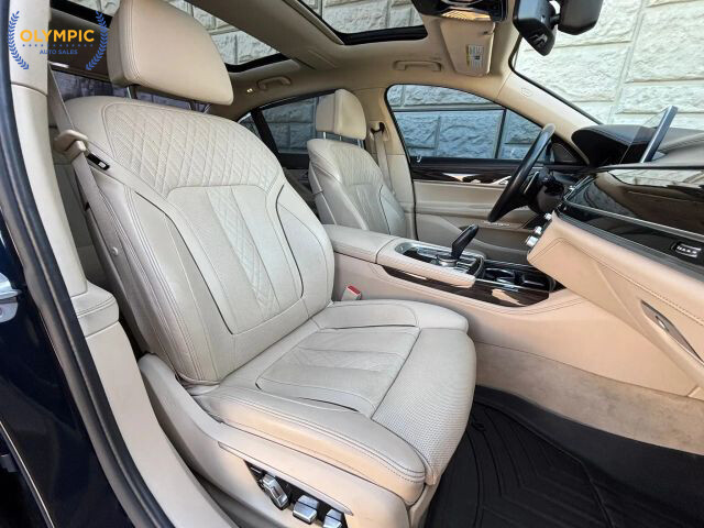 2016 BMW 740i in Decatur, GA 30032 - 2467336 50