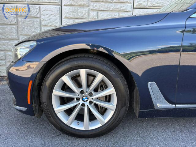 2016 BMW 740i in Decatur, GA 30032 - 2467336 11