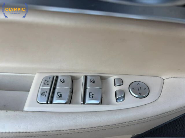 2016 BMW 740i in Decatur, GA 30032 - 2467336 41