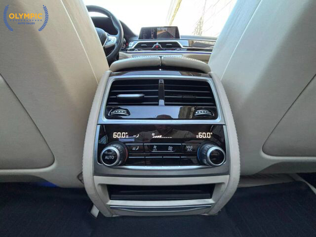 2016 BMW 740i in Decatur, GA 30032 - 2467336 35