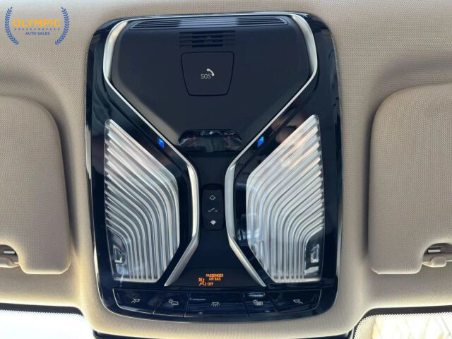 2016 BMW 740i in Decatur, GA 30032 - 2467336 39