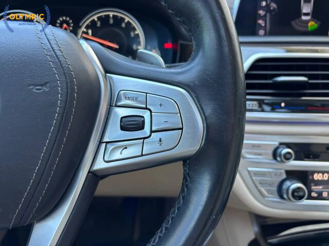 2016 BMW 740i in Decatur, GA 30032 - 2467336 26