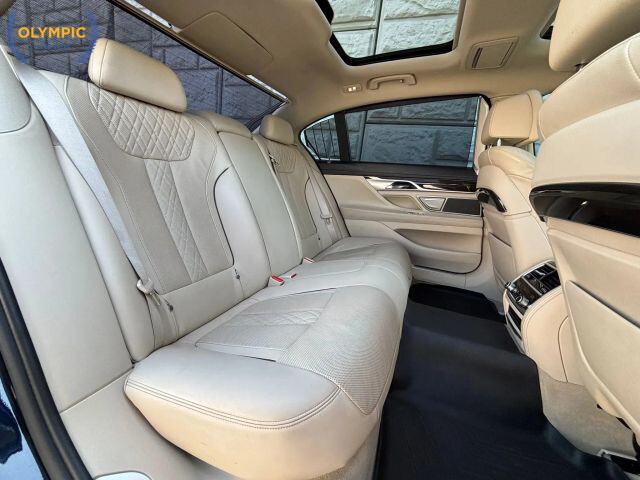 2016 BMW 740i in Decatur, GA 30032 - 2467336 52