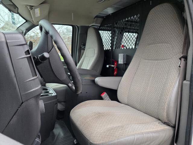2012 Chevrolet Express 2500 in Blauvelt, NY 10913 - 2467346 12