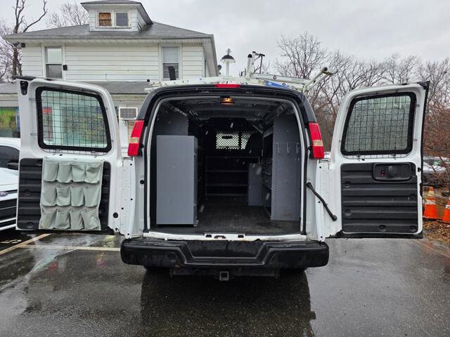 2012 Chevrolet Express 2500 in Blauvelt, NY 10913 - 2467346 29