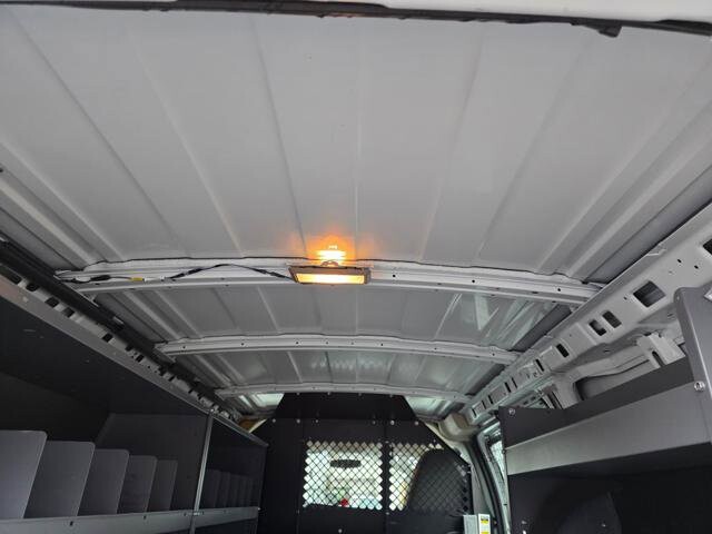 2012 Chevrolet Express 2500 in Blauvelt, NY 10913 - 2467346 39