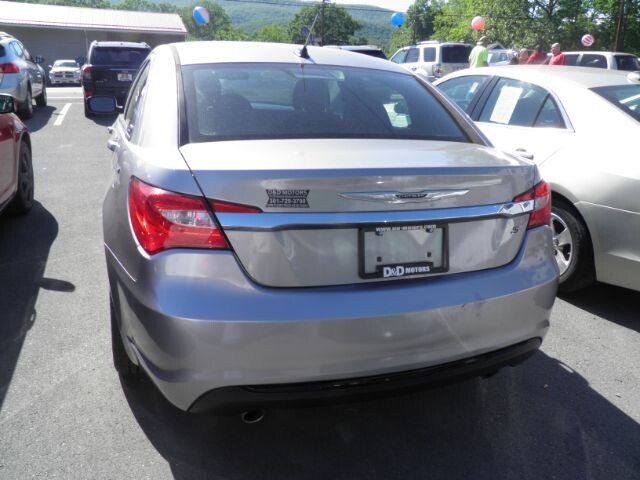2013 Chrysler 200 in Barton, MD 21521 - 2468494 5