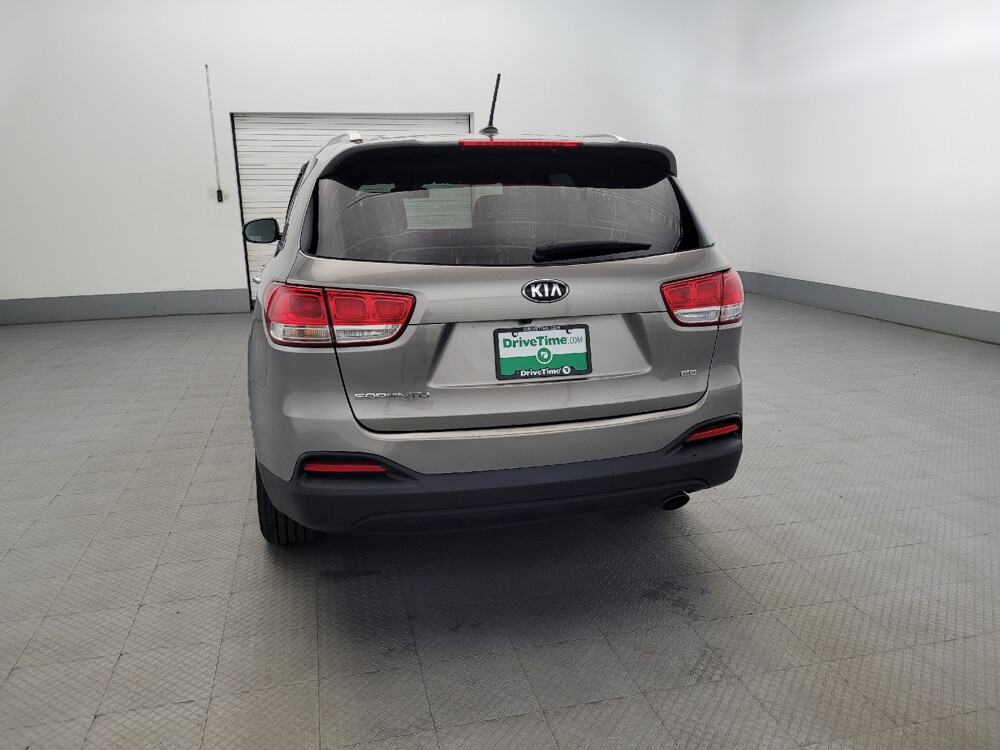 2017 Kia Sorento in Woodbridge, VA 22191 - 2468504 6