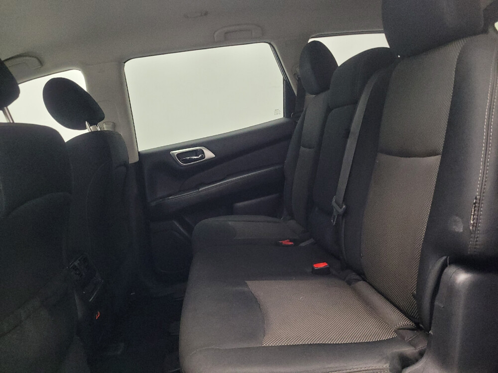 2019 Nissan Pathfinder in Jackson, MS 39211 - 2468526 18