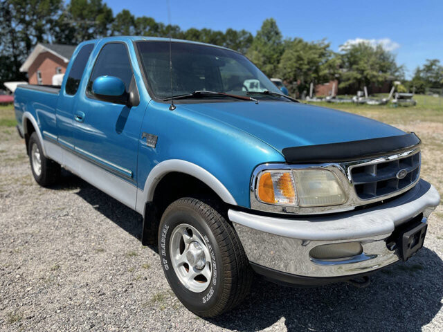 1998 Ford F150 in Hickory, NC 28602-5144 - 2468913