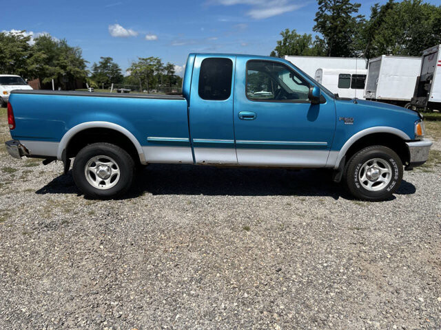 1998 Ford F150 in Hickory, NC 28602-5144 - 2468913 4