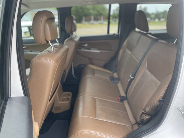 2011 Jeep Liberty in Hickory, NC 28602-5144 - 2468915 9