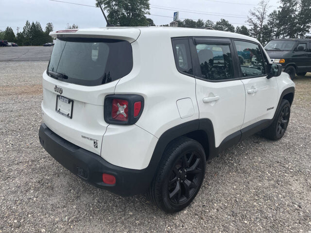 2016 Jeep Renegade in Hickory, NC 28602-5144 - 2468919 5