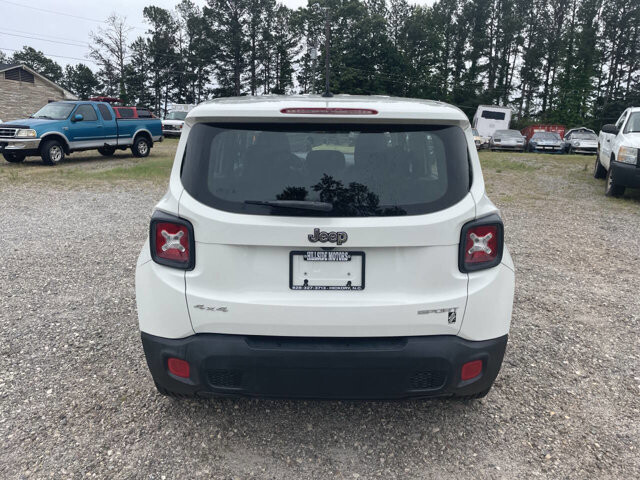 2016 Jeep Renegade in Hickory, NC 28602-5144 - 2468919 6