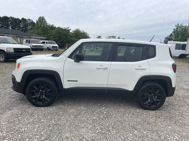 2016 Jeep Renegade in Hickory, NC 28602-5144 - 2468919 8
