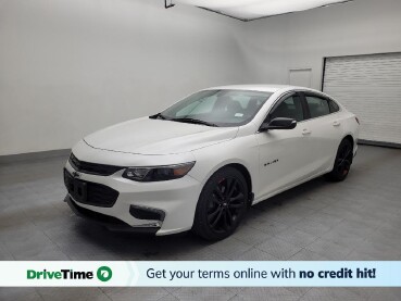 2018 Chevrolet Malibu in Fayetteville, NC 28304