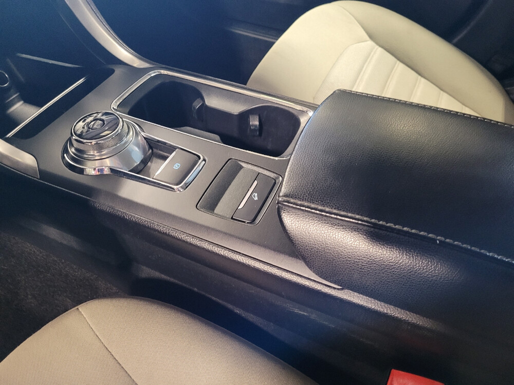 2020 Ford Fusion in Gainesville, FL 32609 - 2469375 26