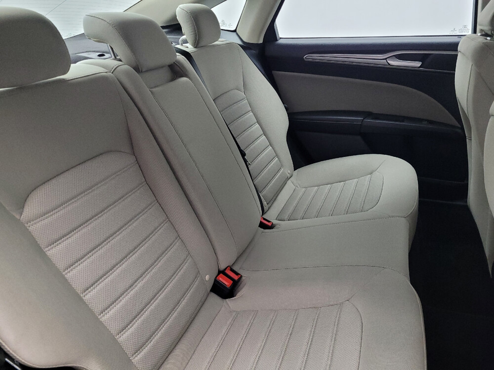 2020 Ford Fusion in Gainesville, FL 32609 - 2469375 19