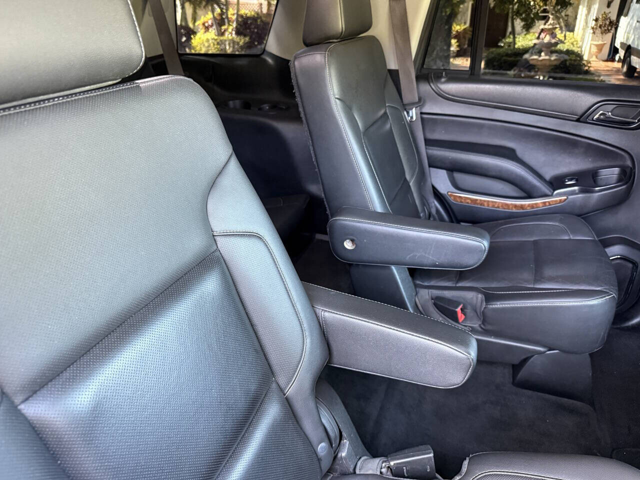 2015 Chevrolet Tahoe in Hollywood, FL 33023-1906 - 2469421 18
