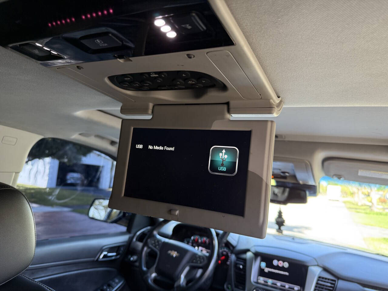 2015 Chevrolet Tahoe in Hollywood, FL 33023-1906 - 2469421 17