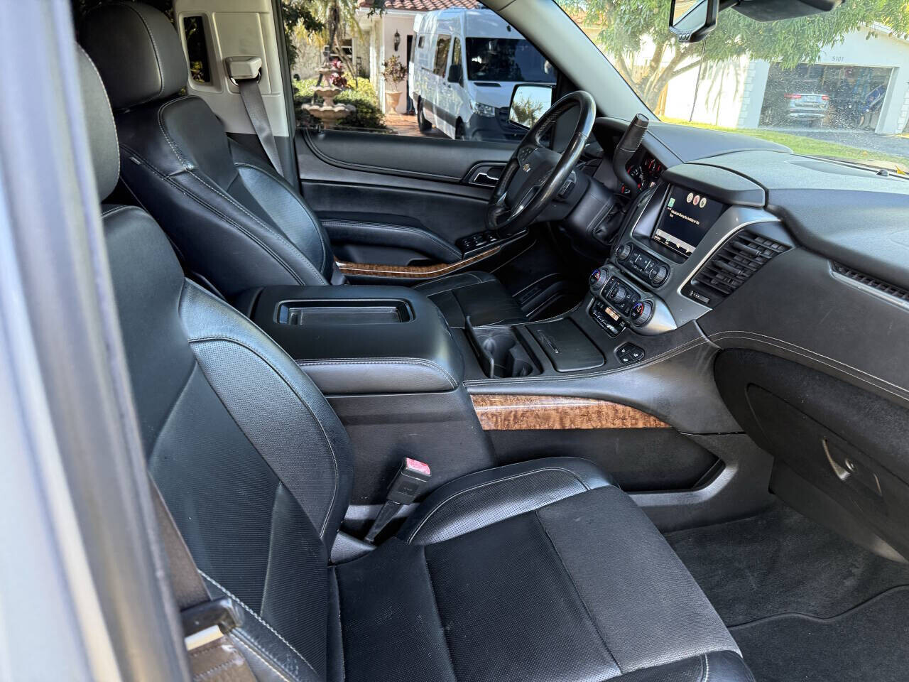 2015 Chevrolet Tahoe in Hollywood, FL 33023-1906 - 2469421 12