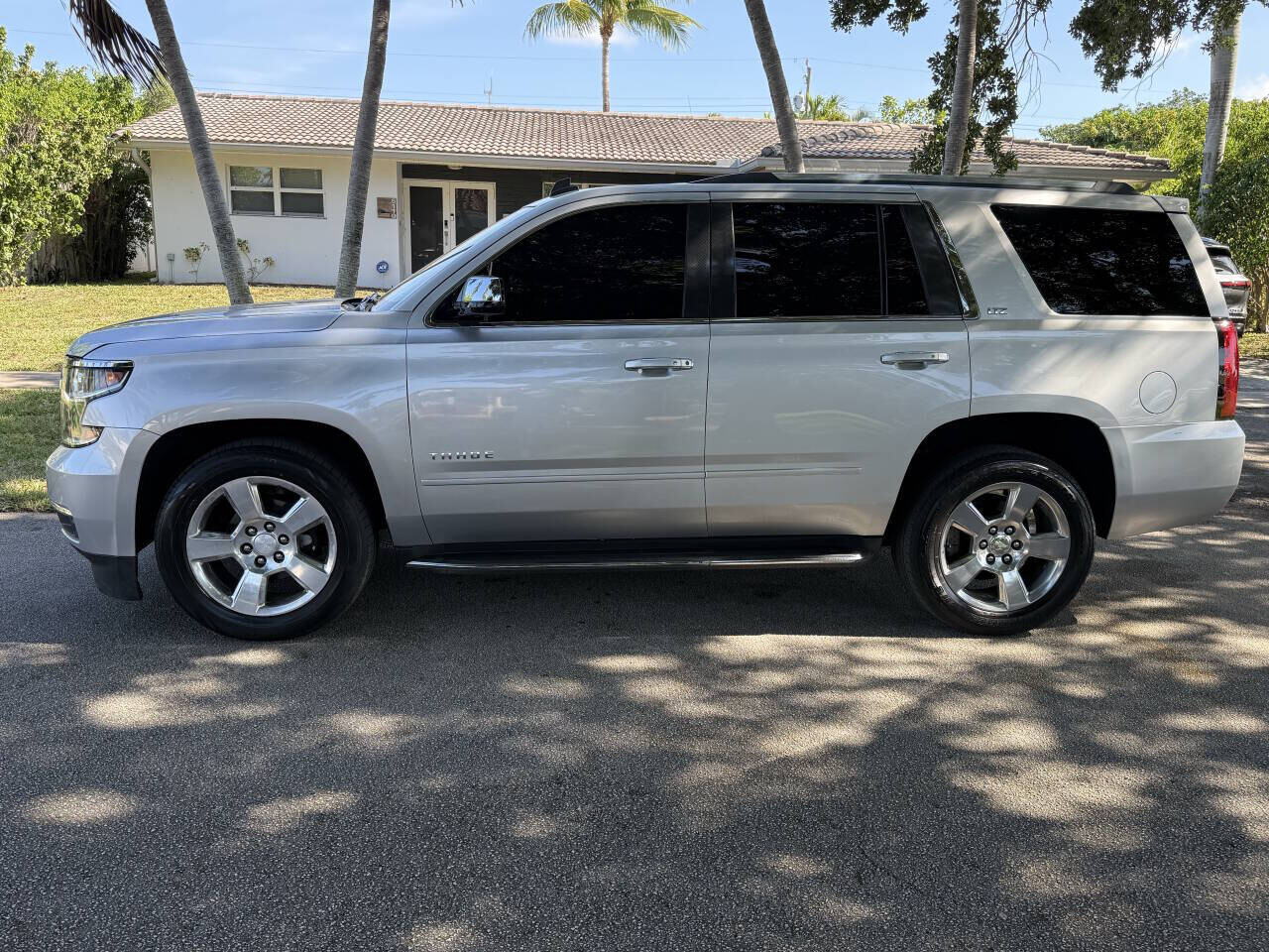 2015 Chevrolet Tahoe in Hollywood, FL 33023-1906 - 2469421 2