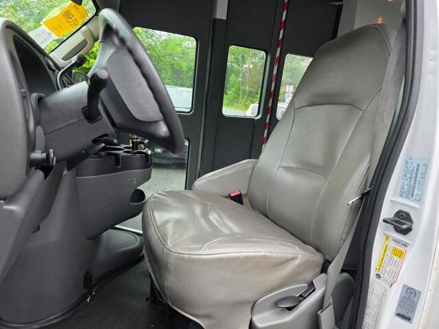 2008 Ford E-350 and Econoline 350 in Blauvelt, NY 10913 - 2469425 12