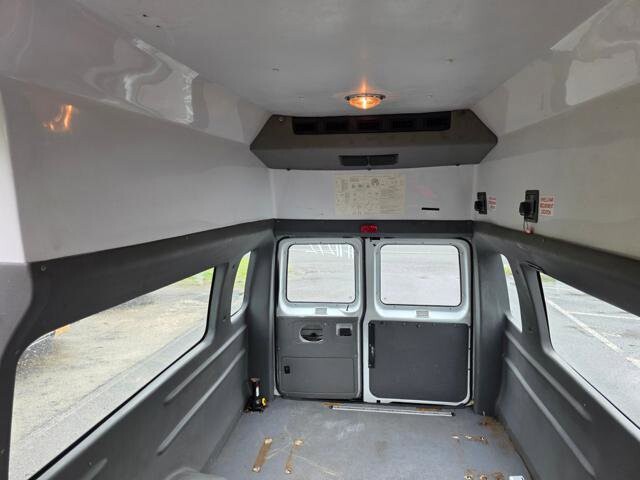 2008 Ford E-350 and Econoline 350 in Blauvelt, NY 10913 - 2469425 43