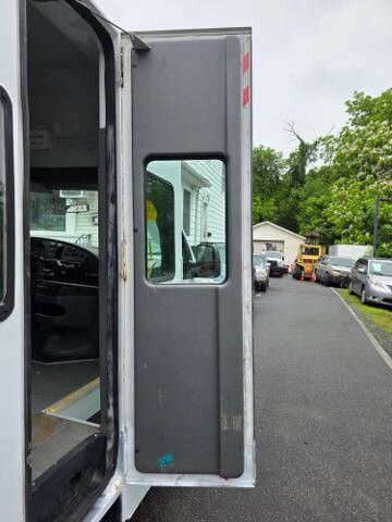 2008 Ford E-350 and Econoline 350 in Blauvelt, NY 10913 - 2469425 49