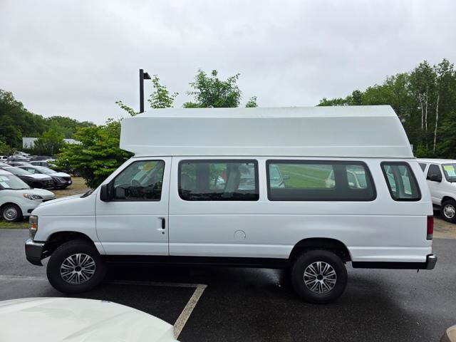 2008 Ford E-350 and Econoline 350 in Blauvelt, NY 10913 - 2469425 4