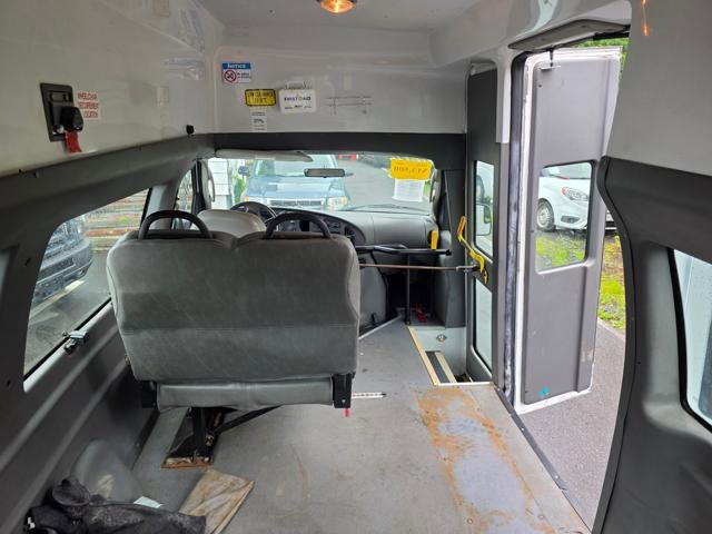 2008 Ford E-350 and Econoline 350 in Blauvelt, NY 10913 - 2469425 48