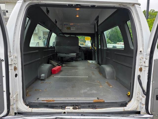 2008 Ford E-350 and Econoline 350 in Blauvelt, NY 10913 - 2469425 25